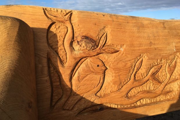 Wood carving at Bramshot Farm Country Park