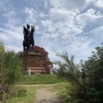 Photo taken head on of the huge statue of Sir Arthur Wellesley mounted on his horse.